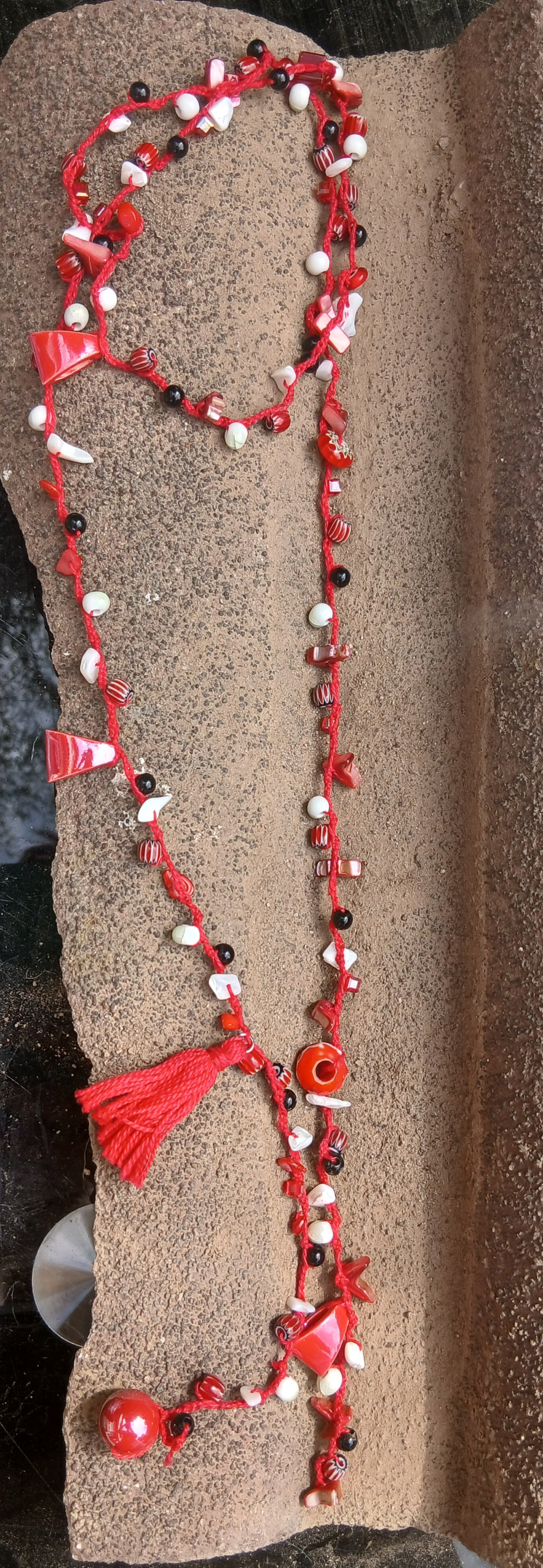 Collar largo de ganchillo